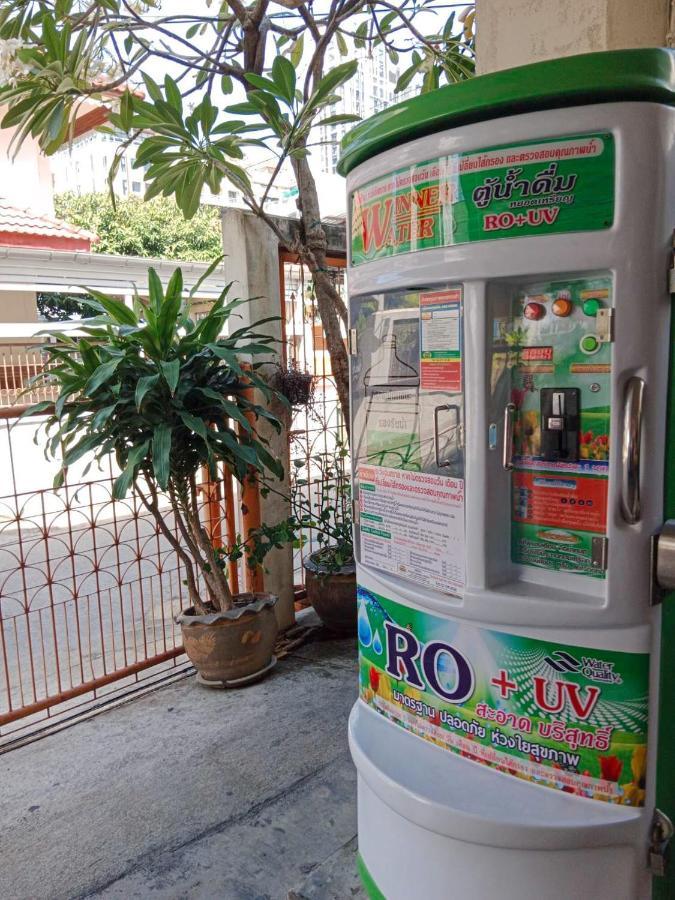 Free 1 Set Breakfast If Book 48h Before Check In Time2 No Dog Pls No Breakfast On Sunday 10min Taxi Airport Train 2min Walk 7-11 Pangsapuri Bangkok